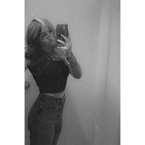 Meet your Posher, Kaelyn